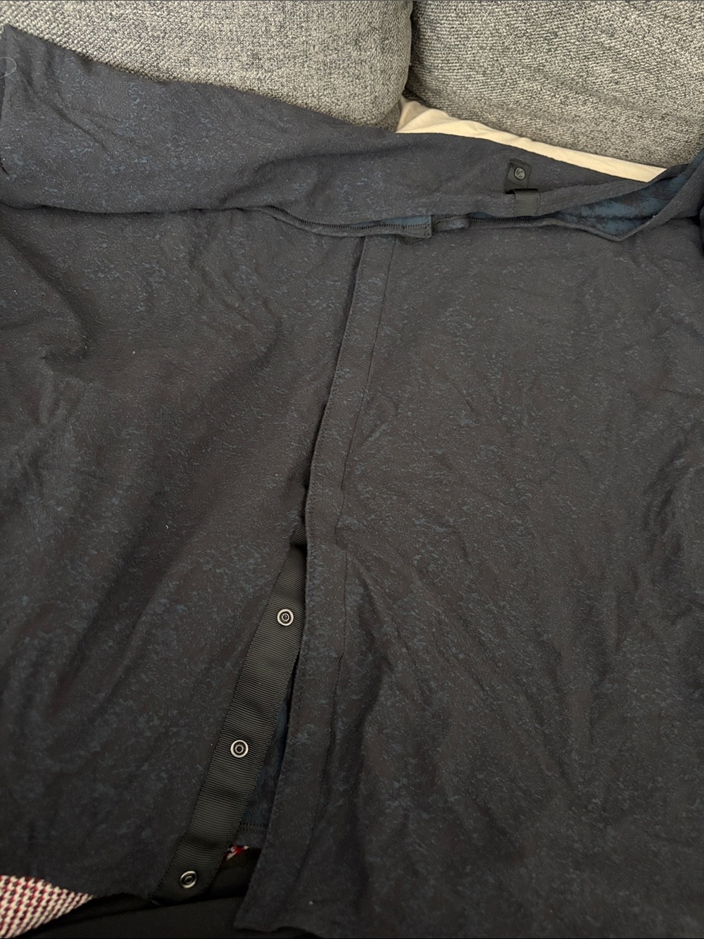 lululemon athletica navy and black vinyasa scarf